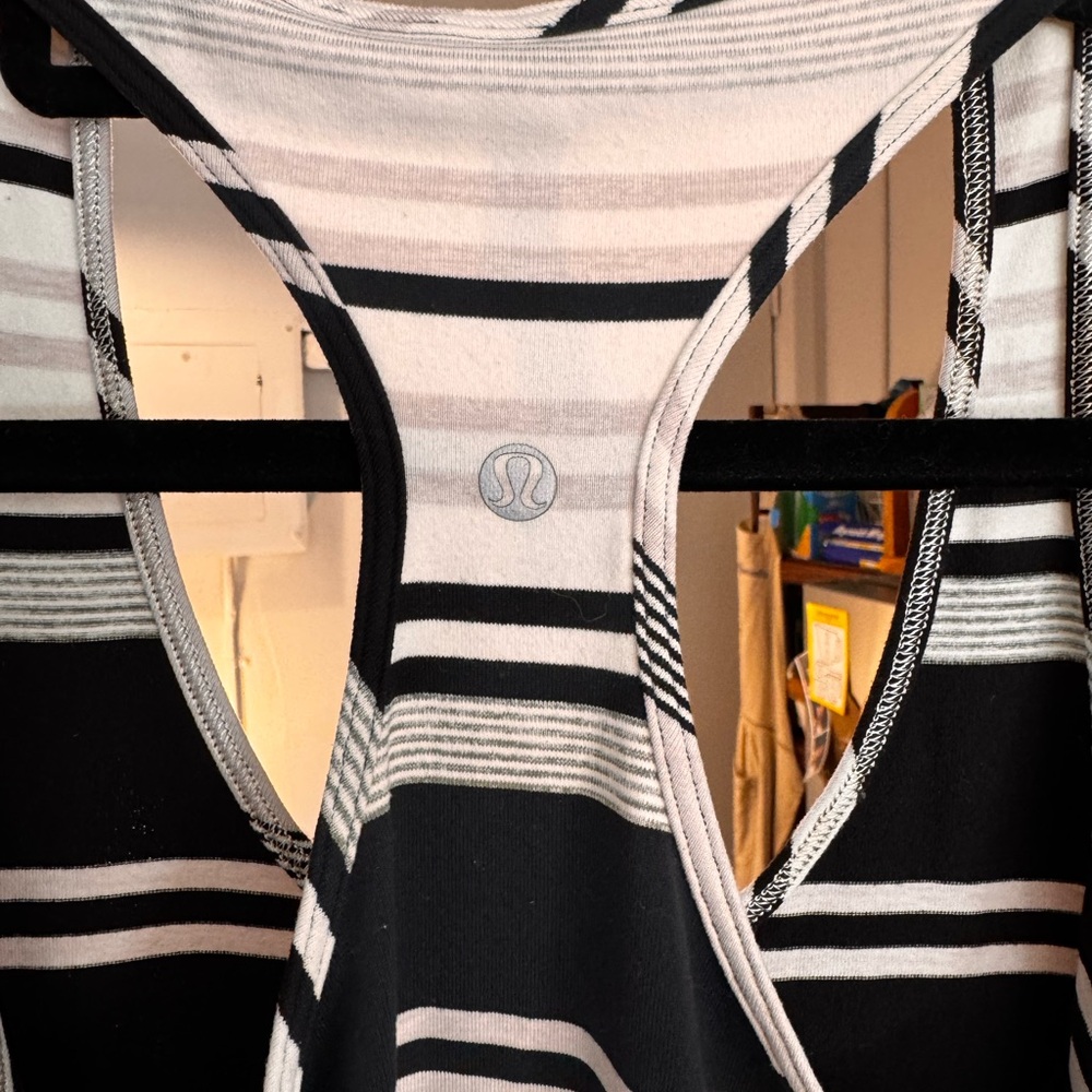 Lululemon Striped Racerback Tank - Black & white